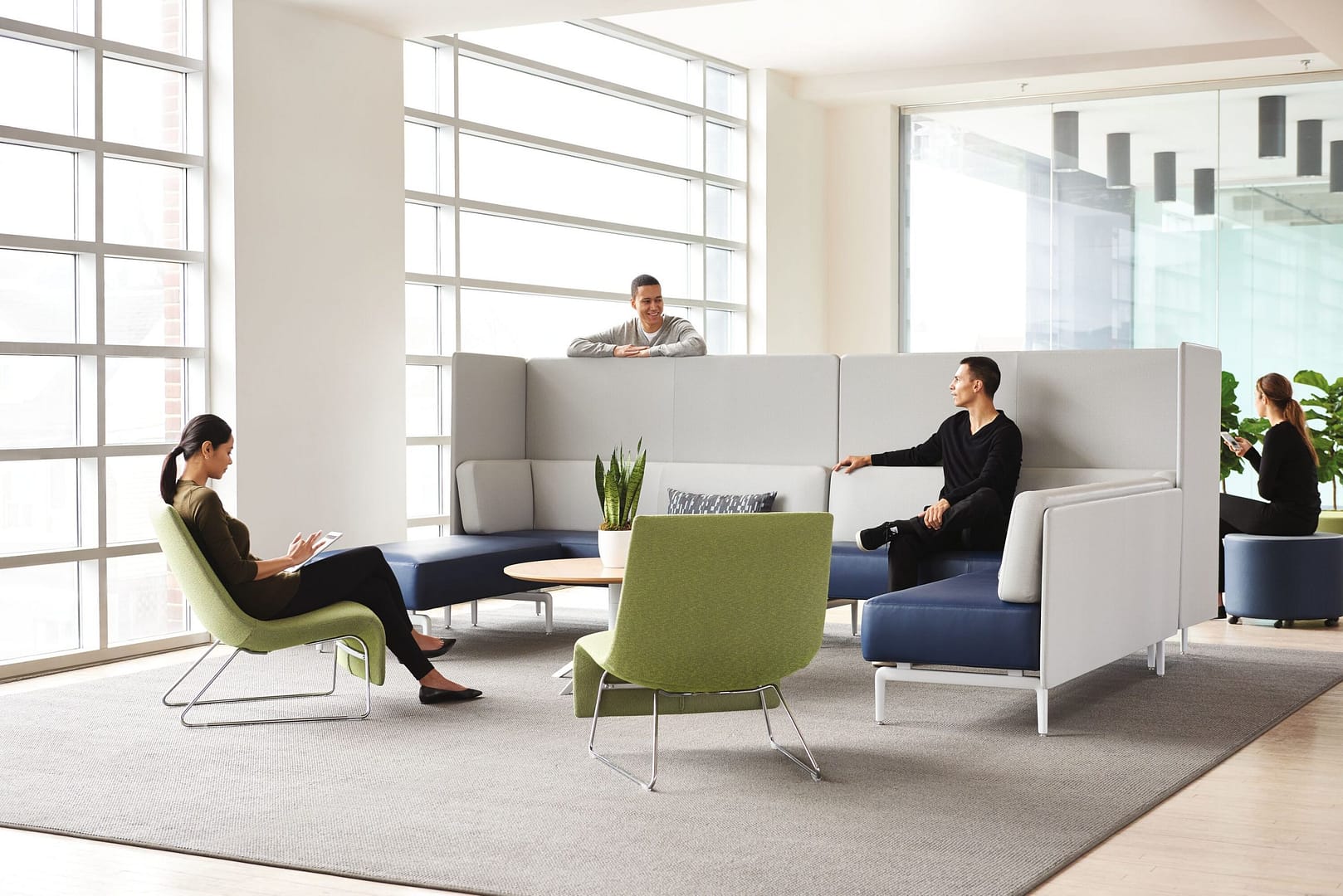 Medium-Banqs_Collab_Lounge